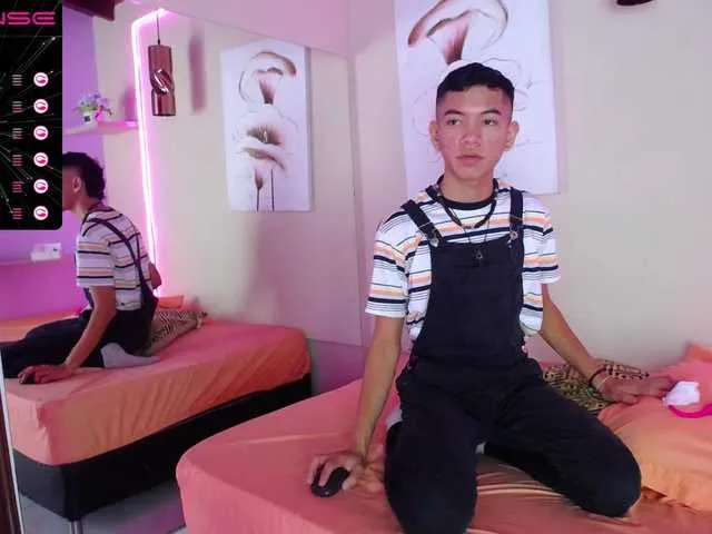 Live sex webcam photo for JulianRose- #273699986