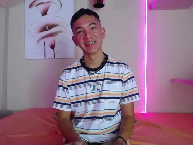 Live sex webcam photo for JulianRose- #273702667