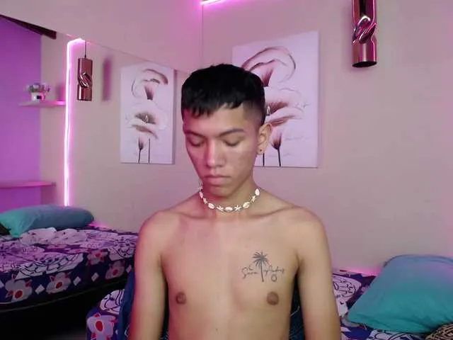 Live sex webcam photo for JulianRose- #273767271