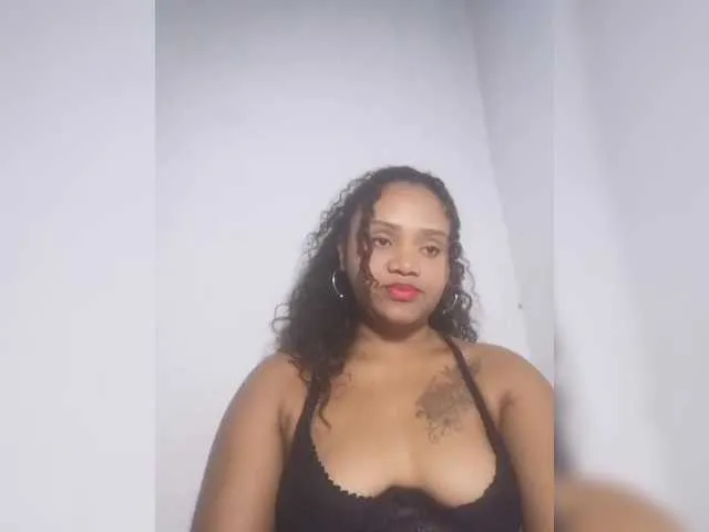 Live sex webcam photo for Julianna-1 #291281897