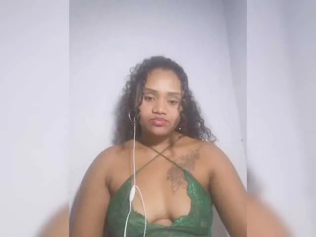 Live sex webcam photo for Julianna-1 #291367863