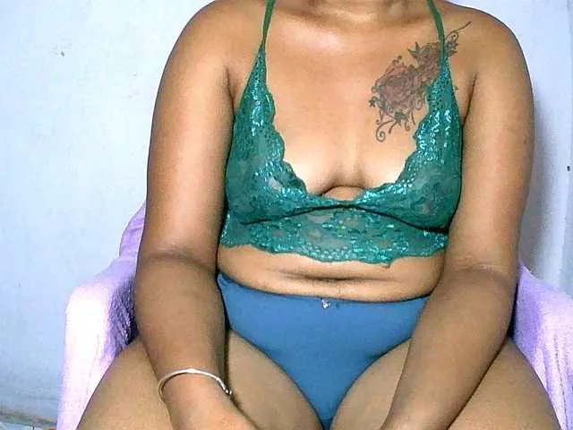 Live sex webcam photo for Julianna-1 #291816966