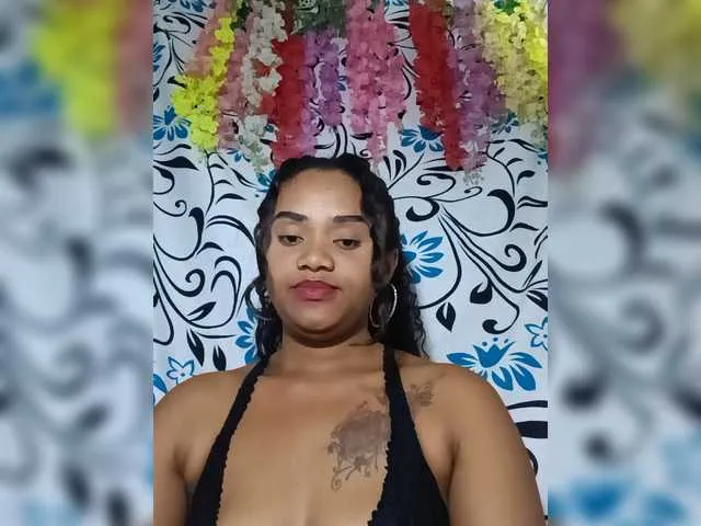 Live sex webcam photo for Julianna-1 #294203868
