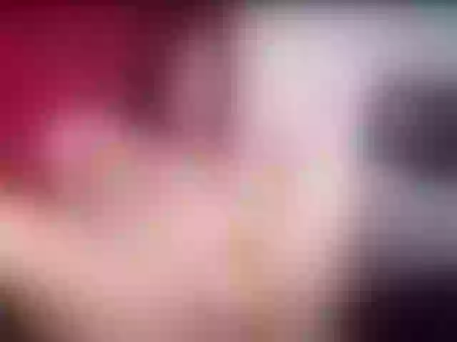 Live sex webcam photo for Julibd27 #287571919