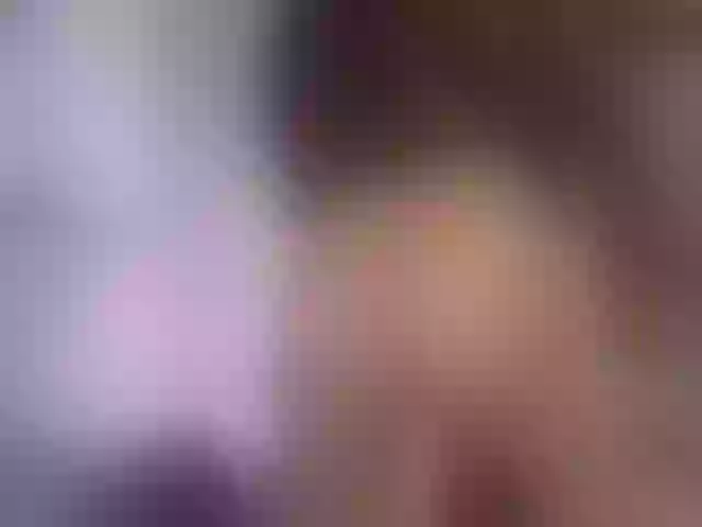Live sex webcam photo for Julibd27 #292240198