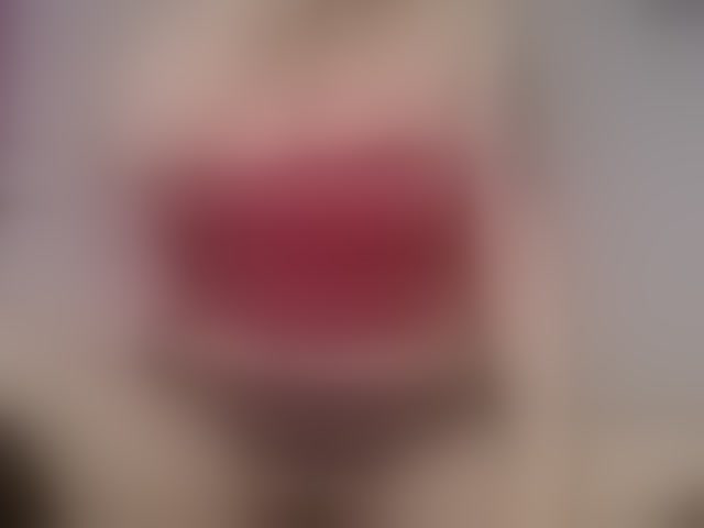 Live sex webcam photo for Julibd27 #293803975