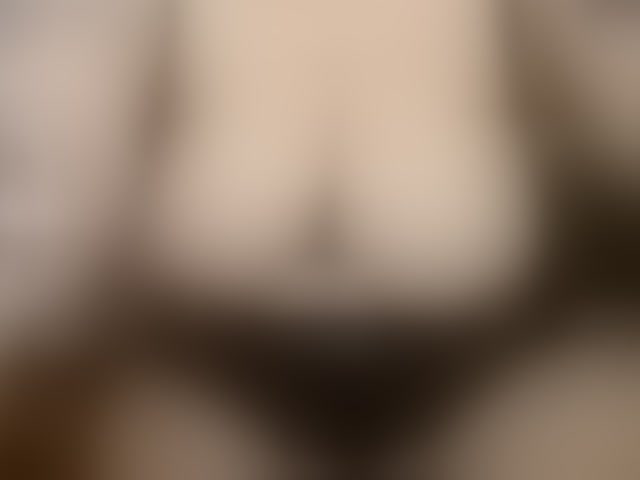 Live sex webcam photo for Julibd27 #293855098