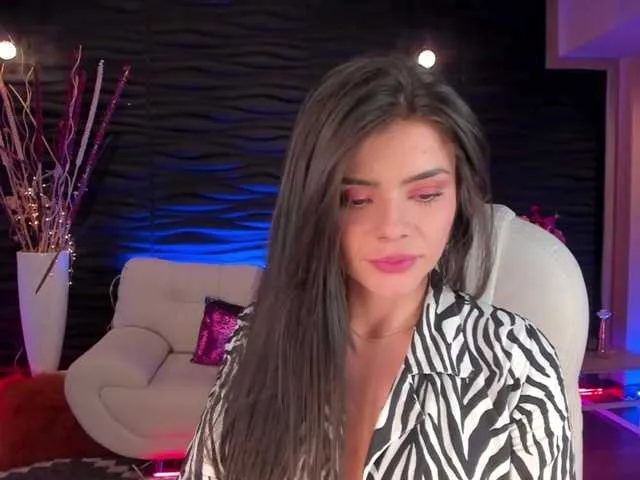 Live sex webcam photo for JulieBelle #287987865