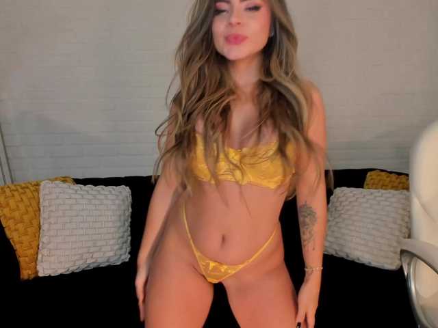 Live sex webcam photo for JulieBelle #287987961