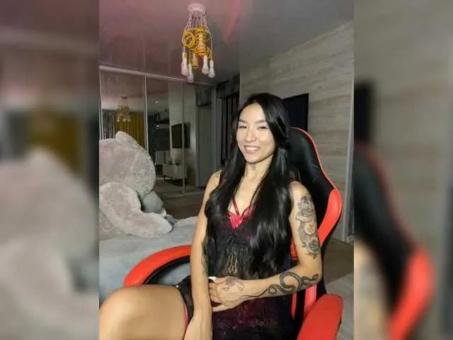 Live sex webcam photo for JulieTurner #289327981