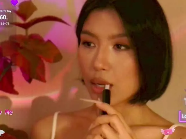 Live sex webcam photo for JulieTurner #291831215