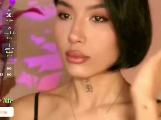 Live sex webcam photo for JulieTurner #291940712