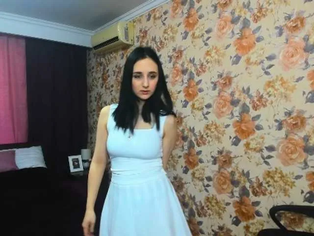 Live sex webcam photo for JulietMonli #290748640