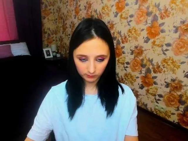 Live sex webcam photo for JulietMonli #290755649