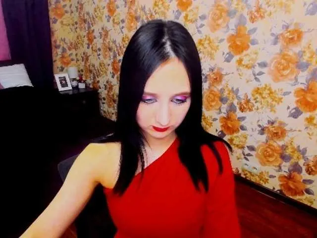 Live sex webcam photo for JulietMonli #290756991