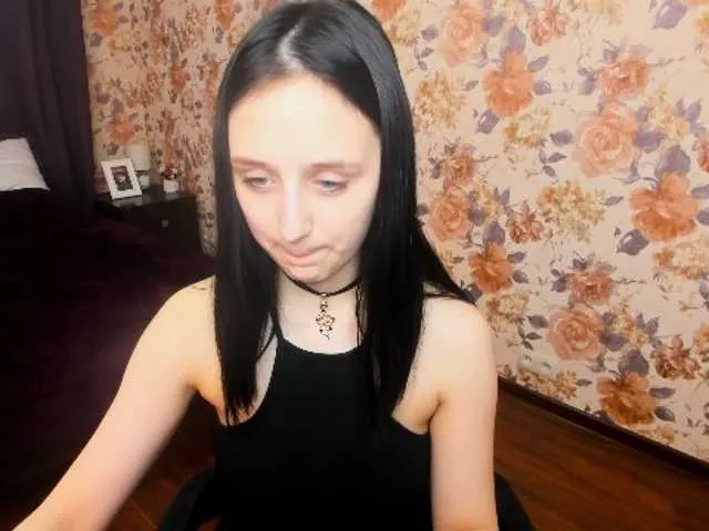 Live sex webcam photo for JulietMonli #290790901