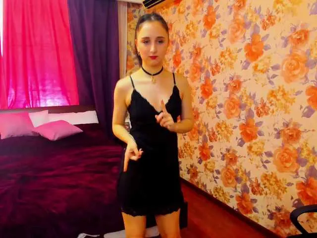 Live sex webcam photo for JulietMonli #290950628