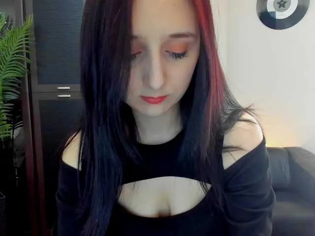 Live sex webcam photo for JulietMonli #291144569
