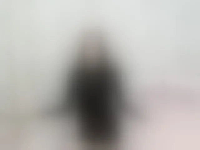 Live sex webcam photo for JulietMonli #293196798