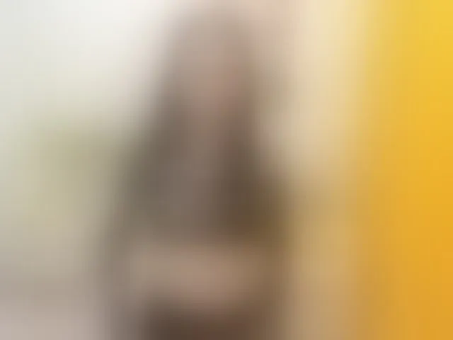 Live sex webcam photo for JulietMonli #293291619