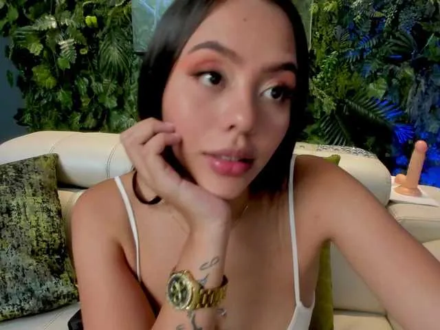 Live sex webcam photo for JulietaBanks #273779865