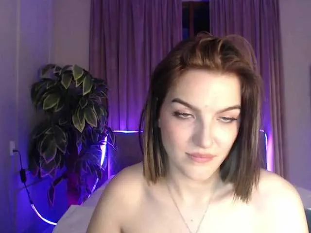 Live sex webcam photo for JulietaLean #274452241