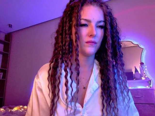 Live sex webcam photo for JulietaLean #276877727