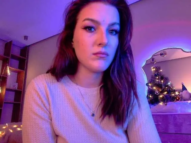 Live sex webcam photo for JulietaLean #276939417