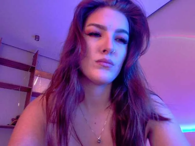Live sex webcam photo for JulietaLean #277069049