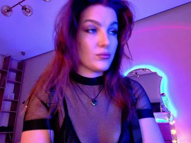 Live sex webcam photo for JulietaLean #277186906