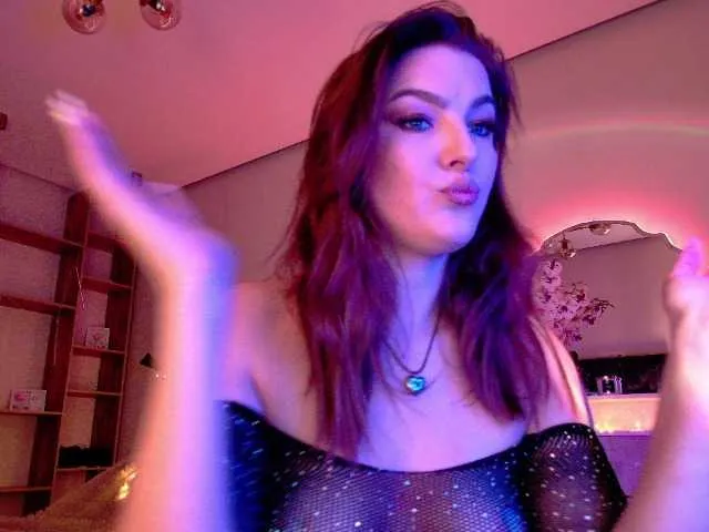 Live sex webcam photo for JulietaLean #277213871