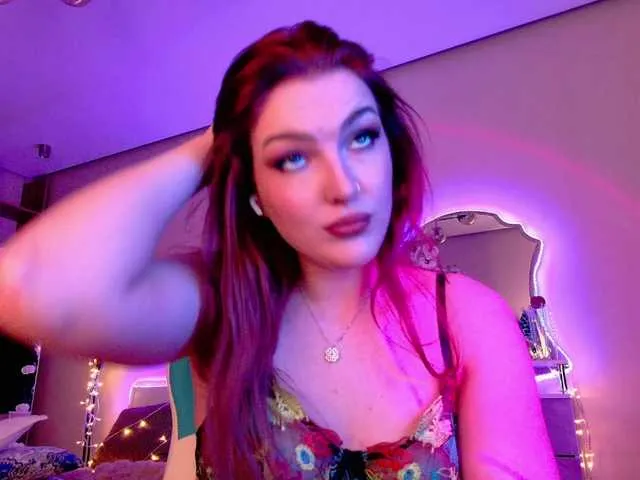 Live sex webcam photo for JulietaLean #277282840