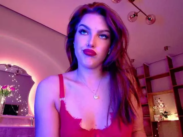 Live sex webcam photo for JulietaLean #277893524