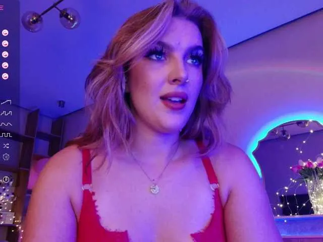 Live sex webcam photo for JulietaLean #278201593