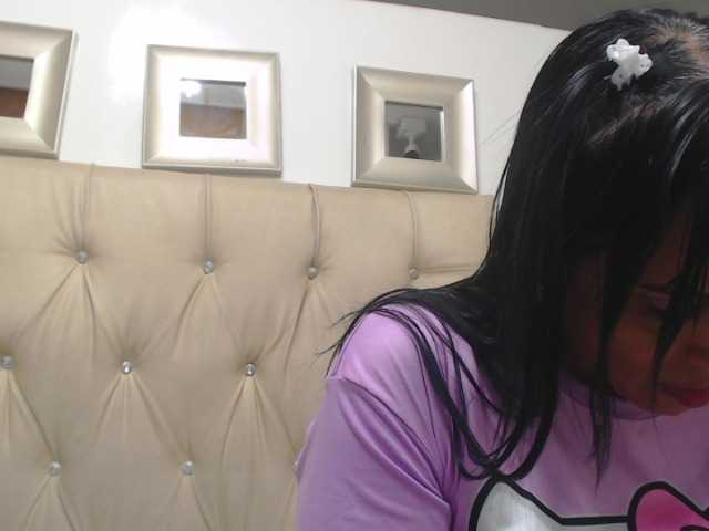 Live sex webcam photo for JulietaMilf #273542019