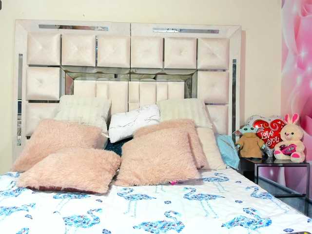 Live sex webcam photo for Julieth-Rossi #277434122