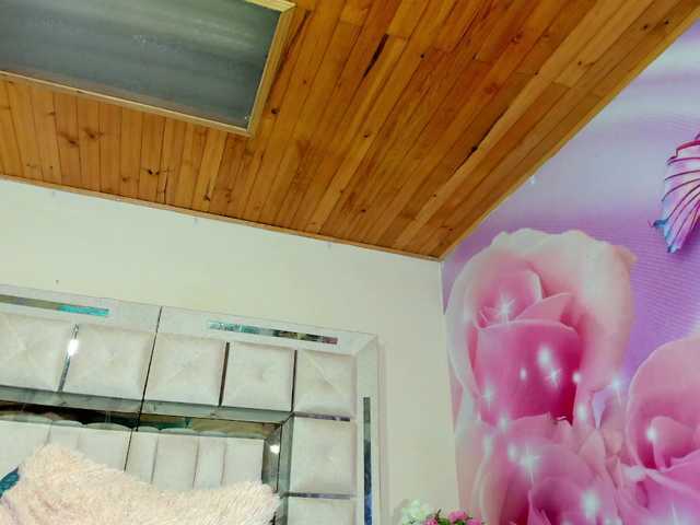 Live sex webcam photo for Julieth-Rossi #277879141