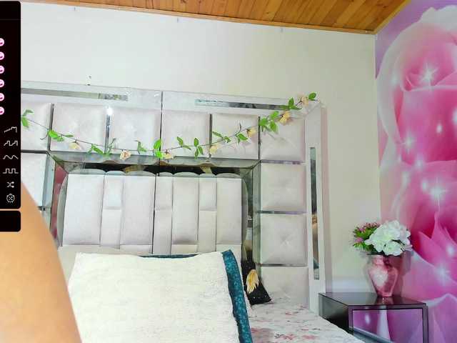 Live sex webcam photo for Julieth-Rossi #278074815