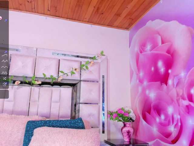 Live sex webcam photo for Julieth-Rossi #278120206