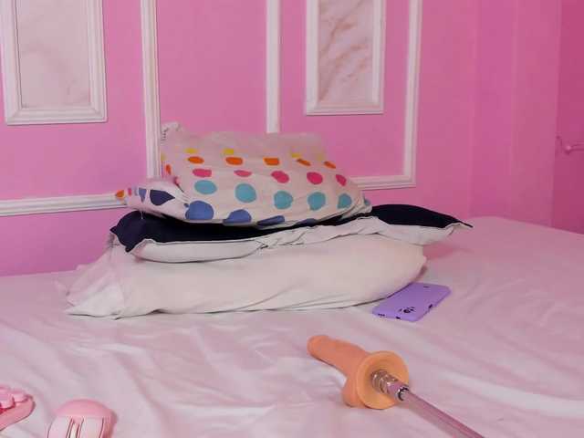 Live sex webcam photo for Juliette-1 #291120832