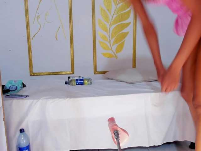 Live sex webcam photo for Juliette-1 #292202252