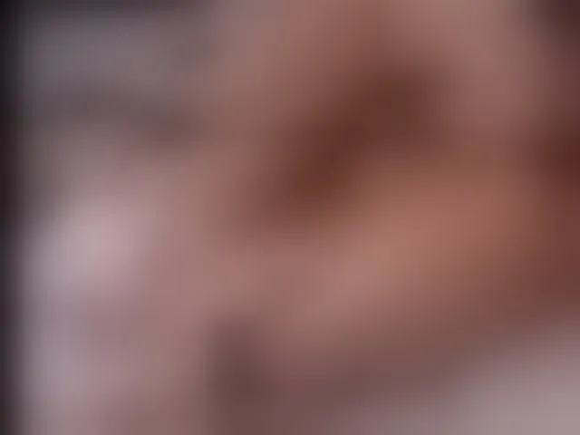 Live sex webcam photo for Juliette-1 #293257403