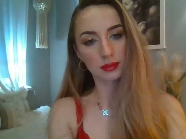 Live sex webcam photo for JulietteGlow #277349736