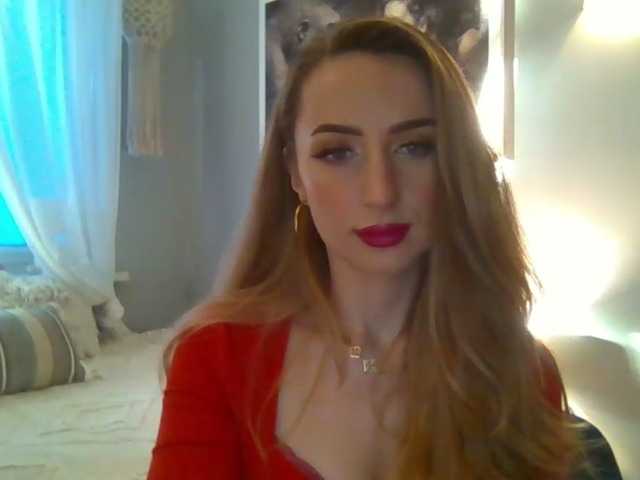 Live sex webcam photo for JulietteGlow #278224857