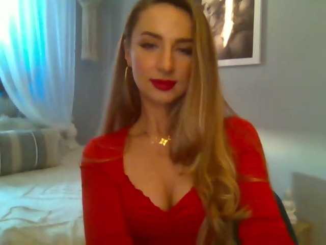 Live sex webcam photo for JulietteGlow #286548374