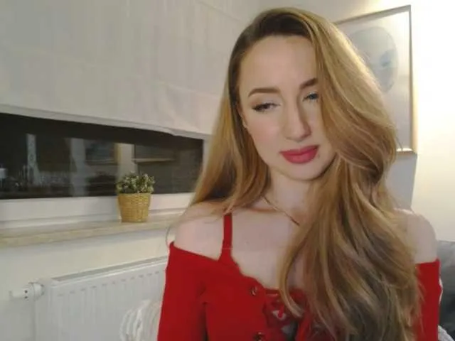 Live sex webcam photo for JulietteGlow #290460170