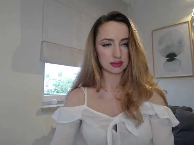 Live sex webcam photo for JulietteGlow #291467931