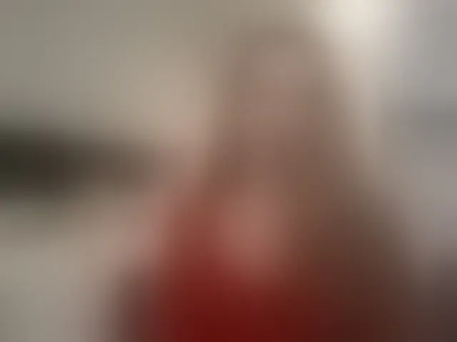 Live sex webcam photo for JulietteGlow #292082680