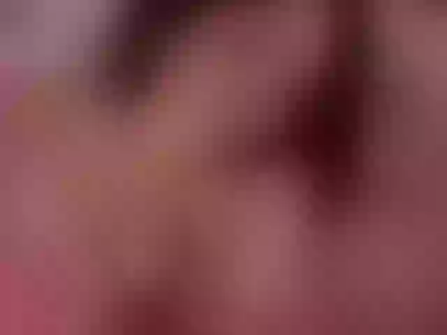 Live sex webcam photo for JuliietaMars #290635812