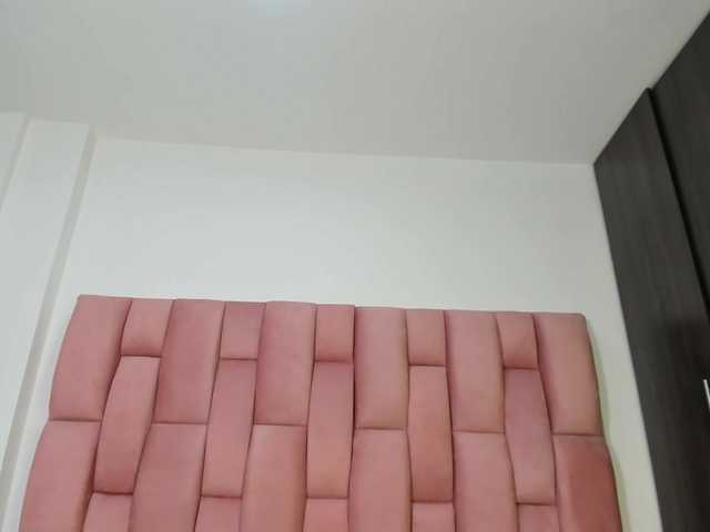 Live sex webcam photo for Julikim #291968121